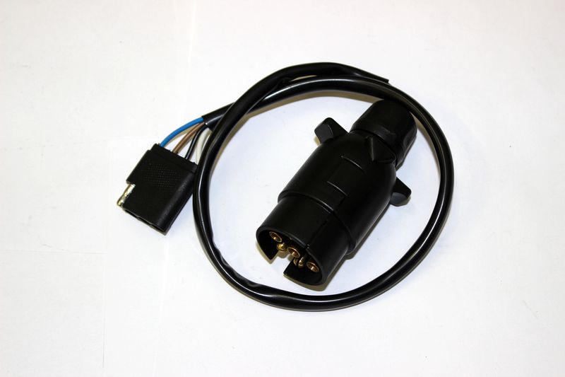 Соединитель электрический  прицепа - CF625-Z6 EFI