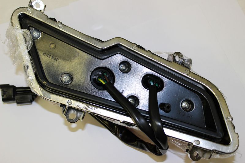 фонарь задний правый - CFMOTO Z10 EFI and EPS