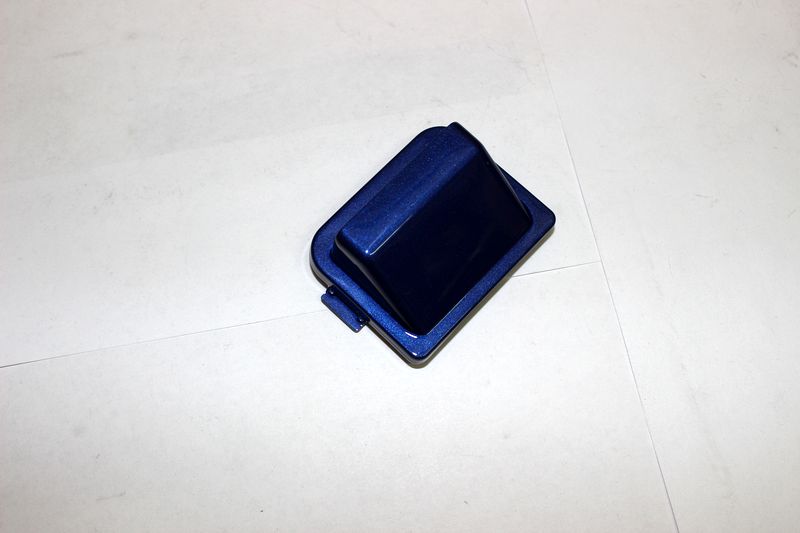 заглушка, левая (синий металлик) - CF500-2A