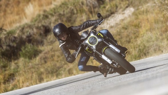 cfmoto 700cl x sport abs