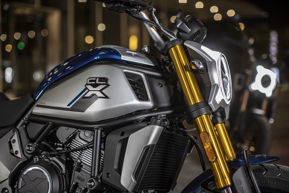 cf moto 700 clx heritage бак
