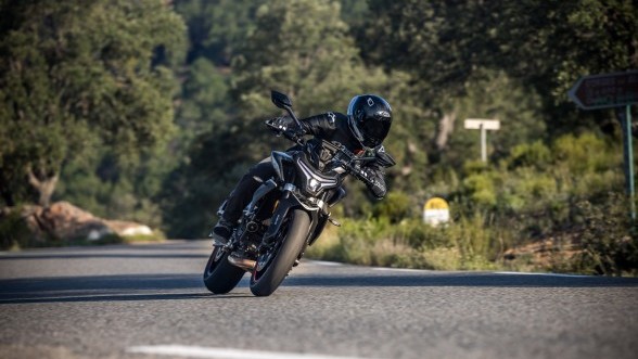 мотоцикл cfmoto 800nk advanced abs