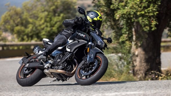 cfmoto 800nk advanced