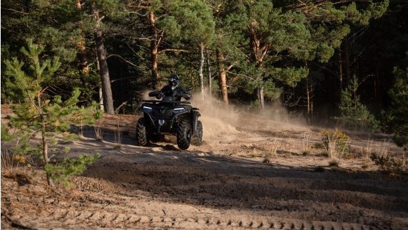 квадроцикл cforce 600 s eps проодимость по песку